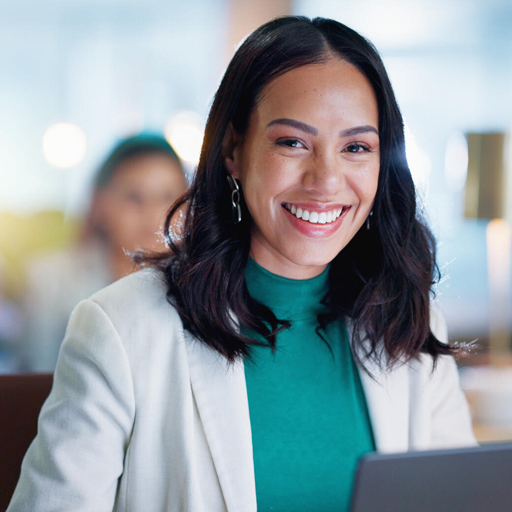 face-business-and-woman-with-a-laptop-finance-an-2025-04-05-16-36-11-utc-e1750749200168.jpg